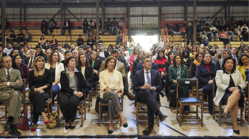 Foto 7 de 15: Luz María Budge, Presidenta del Consejo Nacional de Educación, inauguró Año Académico 2023 de Universidad Gabriela Mistral