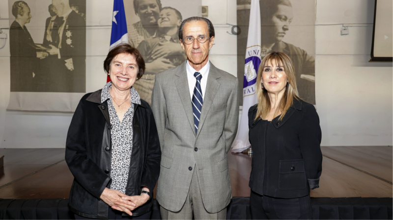 Foto 10 de 15: Luz María Budge, Presidenta del Consejo Nacional de Educación, inauguró Año Académico 2023 de Universidad Gabriela Mistral