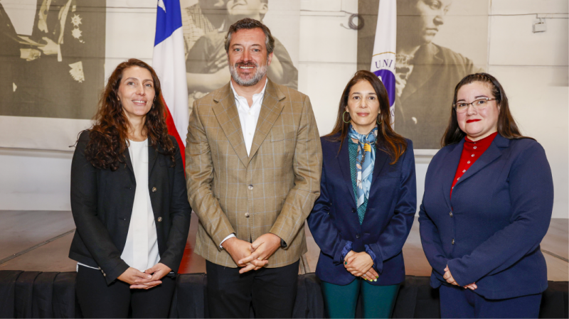 Foto 11 de 15: Luz María Budge, Presidenta del Consejo Nacional de Educación, inauguró Año Académico 2023 de Universidad Gabriela Mistral