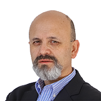Imagen de la noticia: Académico UGM Javier Piñeiro presentó libro “Quo Vadis, Una reseña de la historia contemporánea de Chile”