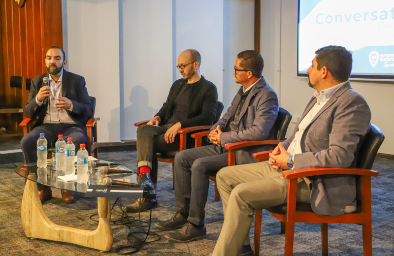 Imagen de la noticia: Escuela de Diseño y Artes Digitales presentó el texto “Actas del Coloquio” y realizó conversatorio sobre la promoción de estrategias en investigación