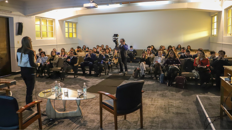 Foto 3 de 10: UGM realizó Seminario sobre los desafíos de la VcM junto a la Red de Vinculación con el Medio