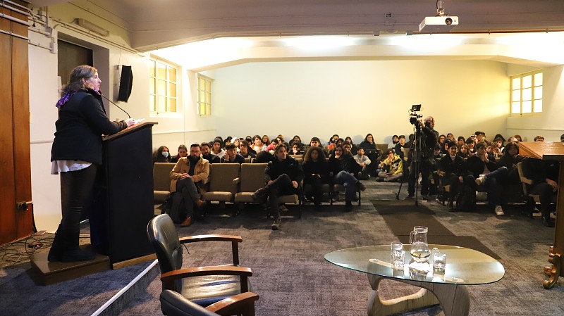 Foto 2 de 8: Escuela de Diseño y Artes Digitales UGM realizó exitosa charla de doblaje