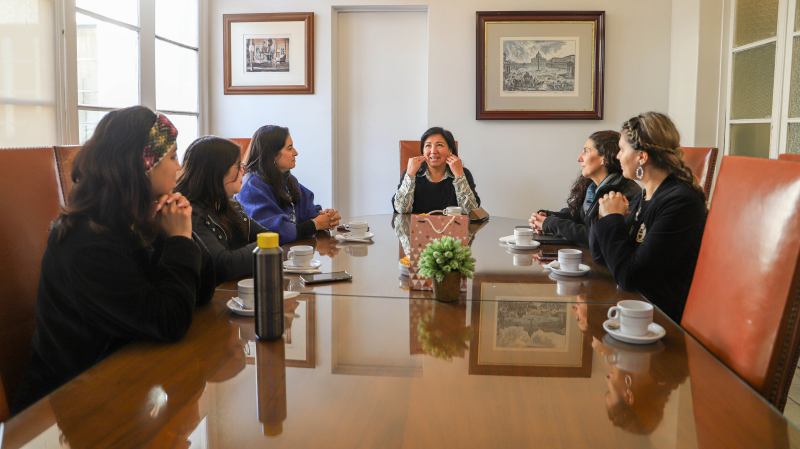Foto 4 de 7: Pasante internacional de la Loyola University Chicago culminó su visita a nuestra Universidad