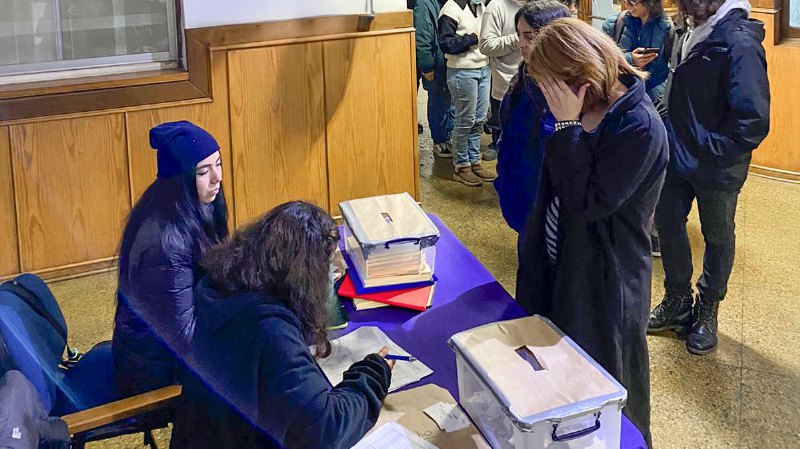 Foto 4 de 4: En impecable proceso electoral estudiantes UGM eligieron a representantes de sus Centros de Alumnos
