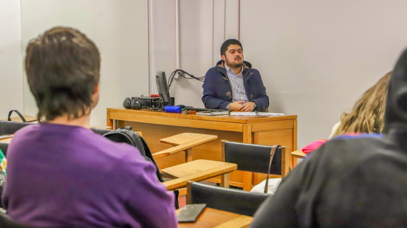 Foto 4 de 8: Estudiantes de Derecho y de la Clínica Jurídica UGM recibieron capacitaciones de la Superintendencia de Insolvencia y Reemprendimiento