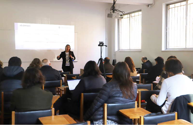 Imagen de la noticia: Estudiantes, docentes e investigadores se capacitaron junto al Núcleo Dolmen en instancia organizada por la DID UGM