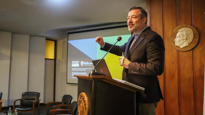 Foto 4 de 7: Tercera Encuesta Nacional Ecosistema Emprendedor UGM/B&W: 69% de chilenos cree que no accederá a financiamiento para emprender