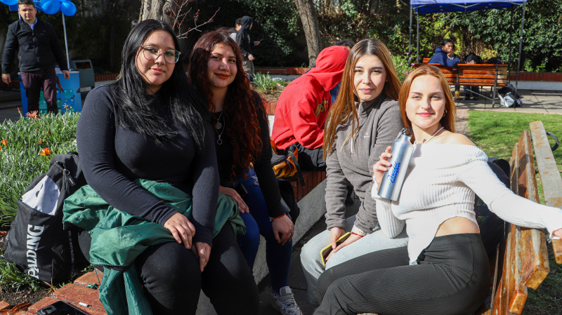 Foto 5 de 7: Nuevas y nuevos estudiantes fueron bienvenidos al 2do semestre 2023 en la U. Gabriela Mistral