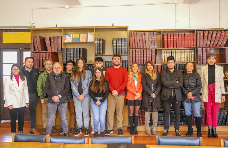 Imagen de la noticia: Escuela de Arquitectura UGM y VcM entregaron propuestas a miembros de la Red ELEAM