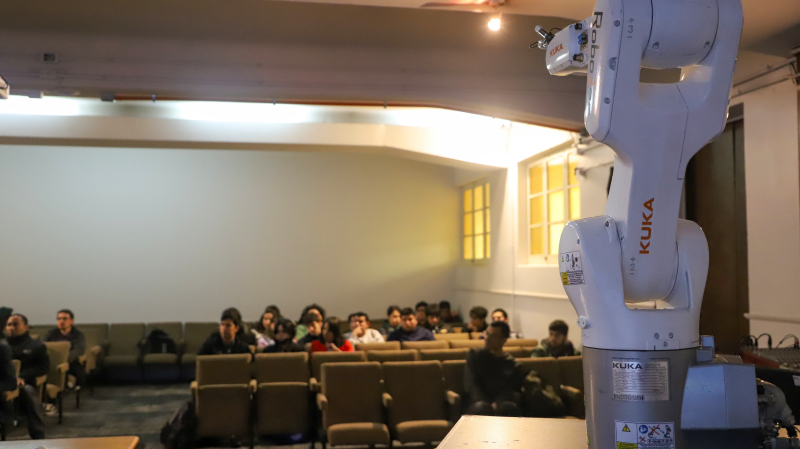 Foto 2 de 8: Escuela de Ingeniería y Tecnología UGM convocó a sus estudiantes en la Expo Ingeniería