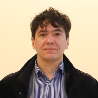 Imagen de la noticia: Gonzalo Correa, docente de Psicología UGM y Coordinador General de Centros de Atención Psicológica Universitarios (CAPUS), expuso en seminario sobre salud mental
