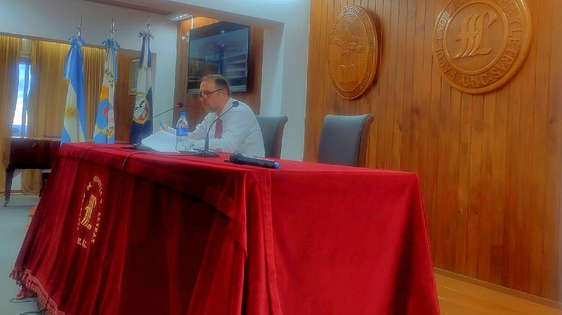 Foto 1 de 2: Dr. Sebastián Buzeta Undurraga participó en el V Encuentro de Antigüedad Tardía y Mundo Clásico en Argentina