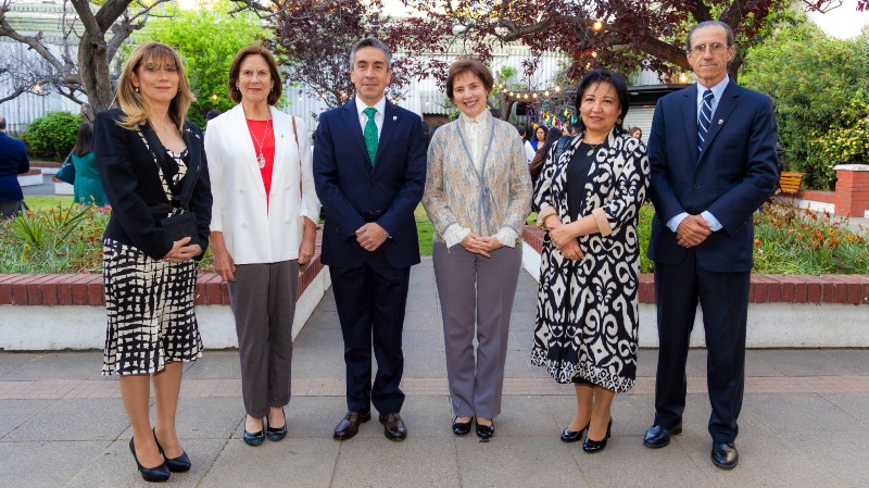 Foto 1 de 8: Rector Sergio Mena realizó la cuenta del período 2023 ante la comunidad mistralina