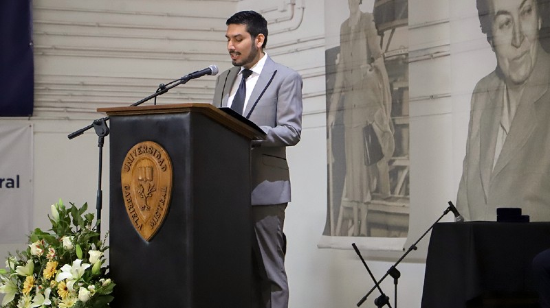 Foto 3 de 9: Universidad Gabriela Mistral realizó ceremonias de titulación para sus egresados y titulados