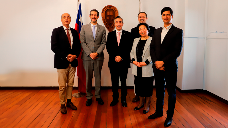 Foto 1 de 5: Universidad Gabriela Mistral firmó convenio de colaboración con la Universidad Tecmilenio de México
