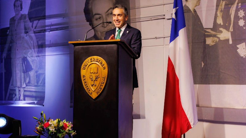 Imagen de la noticia: Rector Sergio Mena realizó la cuenta del período 2023 ante la comunidad mistralina