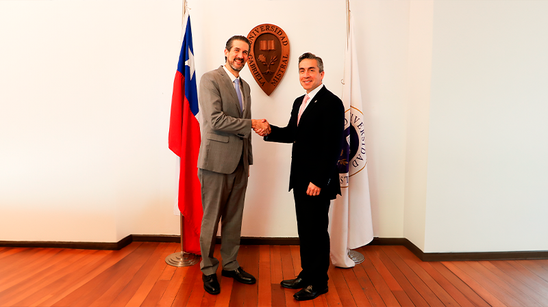 Foto 3 de 5: Universidad Gabriela Mistral firmó convenio de colaboración con la Universidad Tecmilenio de México