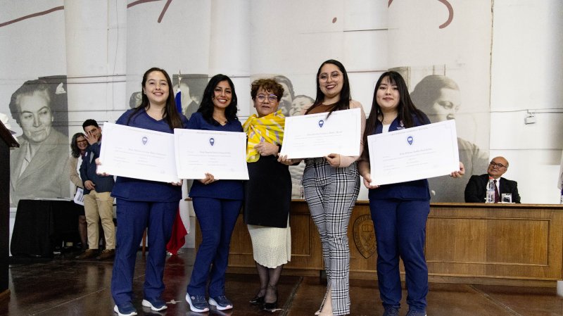Foto 43 de 67: Galería fotográfica (Segunda Parte): Ceremonia de Titulación UGM Año Académico 2023 Escuela de Diseño y Artes Digitales, Psicología, Ciencias de la Salud, Educación y Magísteres