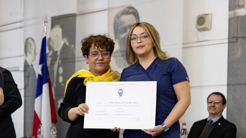 Foto 47 de 67: Galería fotográfica (Segunda Parte): Ceremonia de Titulación UGM Año Académico 2023 Escuela de Diseño y Artes Digitales, Psicología, Ciencias de la Salud, Educación y Magísteres
