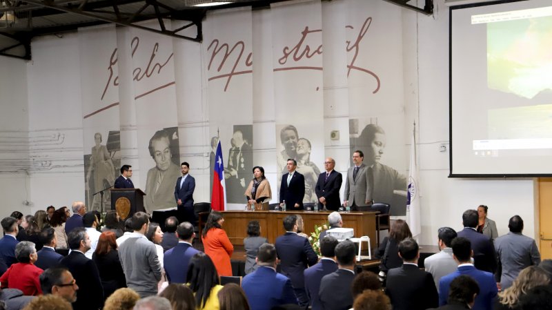 Foto 60 de 62: Galería fotográfica (Segunda Parte): Ceremonia de Titulación UGM Año Académico 2023 Facultades de Ciencias Sociales, Jurídicas y Humanidades y de Negocios y Tecnologías