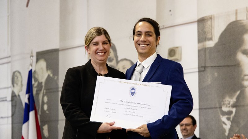 Foto 9 de 57: Galería fotográfica (Primera Parte): Ceremonia de Titulación UGM Año Académico 2023 Escuela de Diseño y Artes Digitales, Psicología, Ciencias de la Salud, Educación y Magísteres