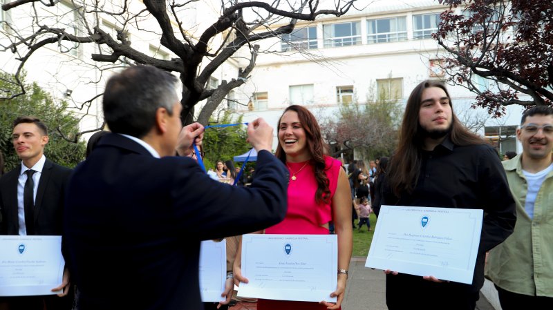 Foto 63 de 67: Galería fotográfica (Segunda Parte): Ceremonia de Titulación UGM Año Académico 2023 Escuela de Diseño y Artes Digitales, Psicología, Ciencias de la Salud, Educación y Magísteres