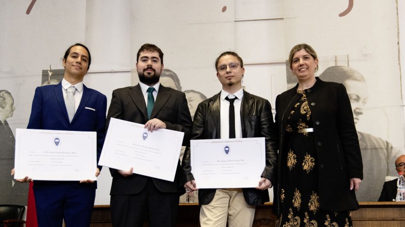 Foto 12 de 57: Galería fotográfica (Primera Parte): Ceremonia de Titulación UGM Año Académico 2023 Escuela de Diseño y Artes Digitales, Psicología, Ciencias de la Salud, Educación y Magísteres