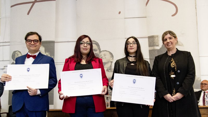 Foto 16 de 57: Galería fotográfica (Primera Parte): Ceremonia de Titulación UGM Año Académico 2023 Escuela de Diseño y Artes Digitales, Psicología, Ciencias de la Salud, Educación y Magísteres
