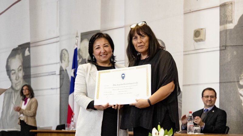 Foto 37 de 57: Galería fotográfica (Primera Parte): Ceremonia de Titulación UGM Año Académico 2023 Escuela de Diseño y Artes Digitales, Psicología, Ciencias de la Salud, Educación y Magísteres