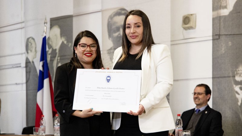 Foto 56 de 57: Galería fotográfica (Primera Parte): Ceremonia de Titulación UGM Año Académico 2023 Escuela de Diseño y Artes Digitales, Psicología, Ciencias de la Salud, Educación y Magísteres