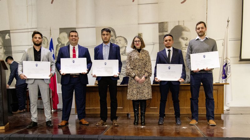 Foto 6 de 62: Galería fotográfica (Segunda Parte): Ceremonia de Titulación UGM Año Académico 2023 Facultades de Ciencias Sociales, Jurídicas y Humanidades y de Negocios y Tecnologías