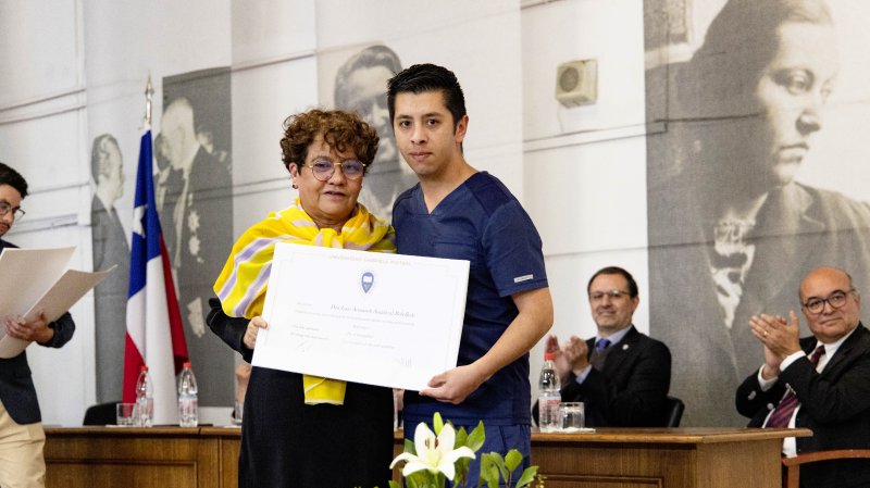 Foto 6 de 67: Galería fotográfica (Segunda Parte): Ceremonia de Titulación UGM Año Académico 2023 Escuela de Diseño y Artes Digitales, Psicología, Ciencias de la Salud, Educación y Magísteres
