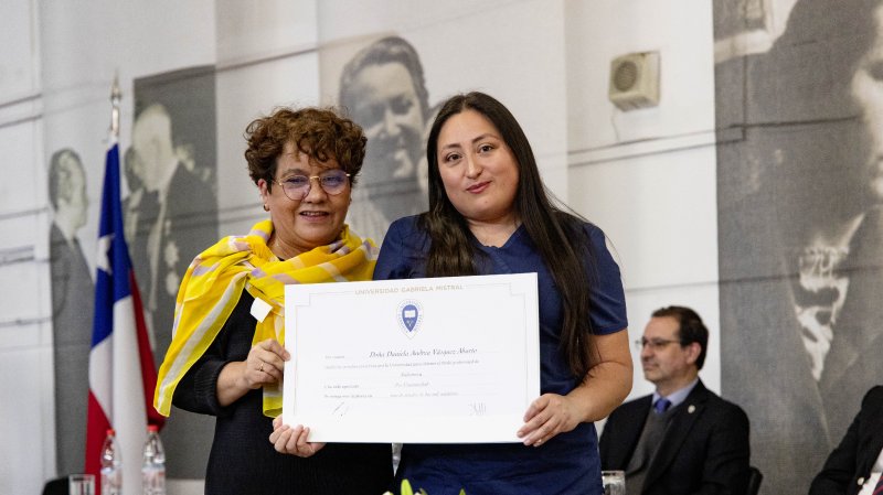 Foto 20 de 67: Galería fotográfica (Segunda Parte): Ceremonia de Titulación UGM Año Académico 2023 Escuela de Diseño y Artes Digitales, Psicología, Ciencias de la Salud, Educación y Magísteres
