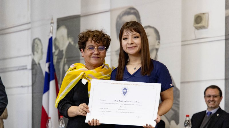 Foto 27 de 67: Galería fotográfica (Segunda Parte): Ceremonia de Titulación UGM Año Académico 2023 Escuela de Diseño y Artes Digitales, Psicología, Ciencias de la Salud, Educación y Magísteres