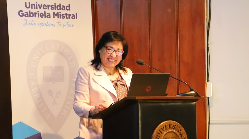 Foto 4 de 48: Universidad Gabriela Mistral realizó Claustro Académico 2023 con foco en acompañamiento integral del estudiantado