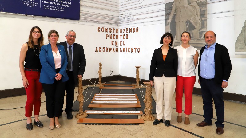 Foto 40 de 48: Universidad Gabriela Mistral realizó Claustro Académico 2023 con foco en acompañamiento integral del estudiantado