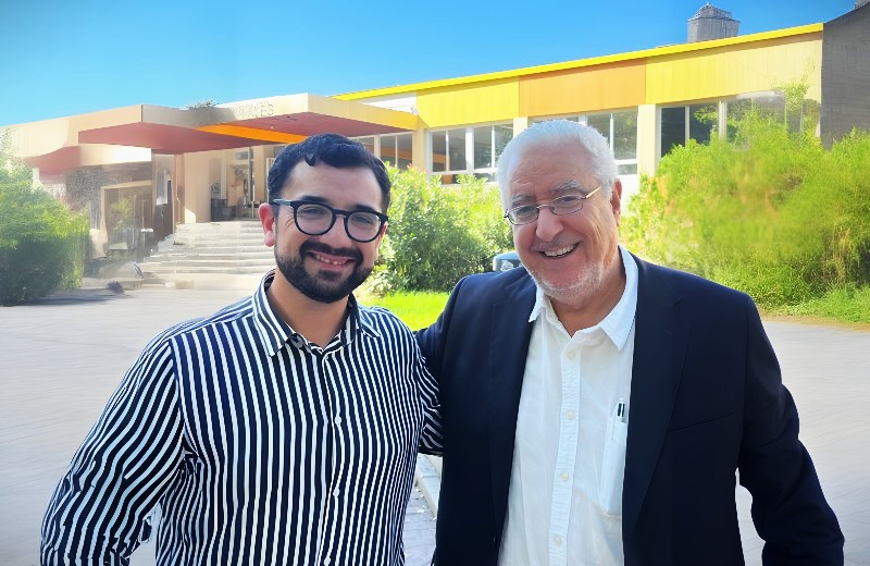 Imagen de la noticia: Director de Licenciatura en Historia UGM Javier Castro se perfecciona con beca postdoctoral en España