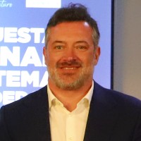 Imagen de la noticia: 4ta Encuesta Nacional Ecosistema Emprendedor UGM / B&W: Chilenos piensan que grandes empresas pagan mejor y pymes tienen mejor ambiente laboral