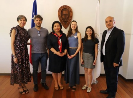 Fundación "Letra Libre" recibió cápsulas de fomento lector de Diseño UGM