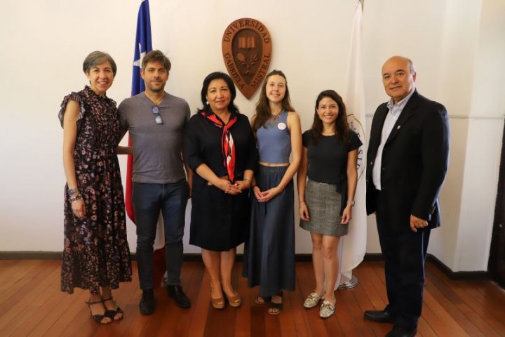 Imagen de la noticia: Fundación "Letra Libre" recibió cápsulas de fomento lector de Diseño UGM