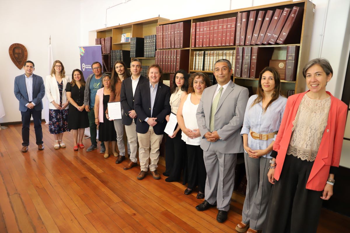 Imagen de la noticia: Estudiantes UGM se adjudican Beca Santander Movilidad Internacional de Pregrado