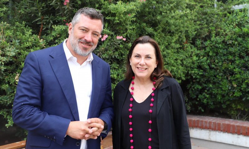 Imagen de la noticia: 5ª Encuesta Ecosistema Emprendedor UGM / B&W: 89% de los chilenos financiará vacaciones con sus ahorros