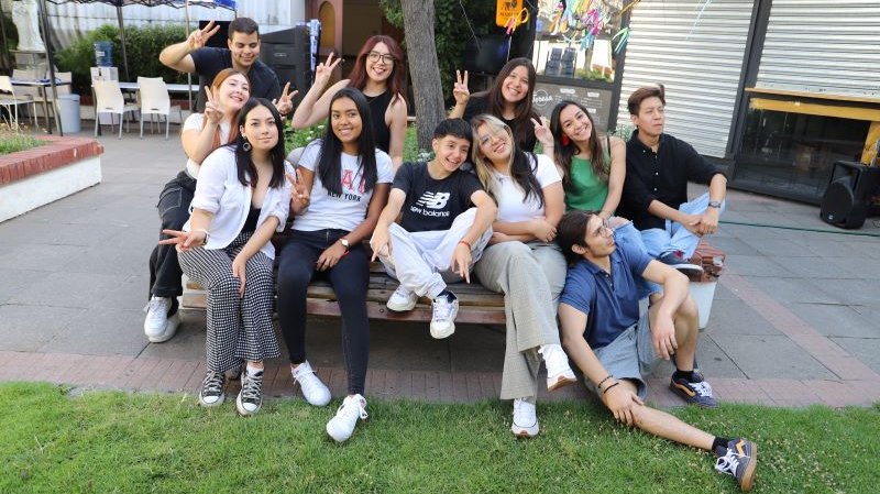 Imagen de la noticia: Universidad Gabriela Mistral da la bienvenida a sus Tutores Pares del Sistema de Acompañamiento 2024