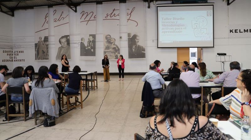 Imagen de la noticia: UGM Online Learning y Dirección de Docencia realizaron taller de Metodologías Activas del Aprendizaje