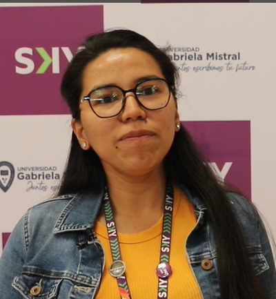 Imagen de la noticia: Más de 100 estudiantes de SKY Airline asisten a jornadas presenciales del programa de Diplomados UGM