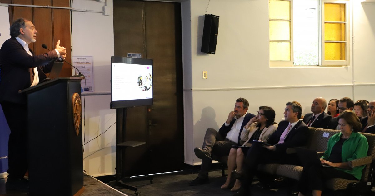 Imagen de la noticia: Universidad Gabriela Mistral organizó encuentro "Desafíos de Futuro: Rol de las Universidades"