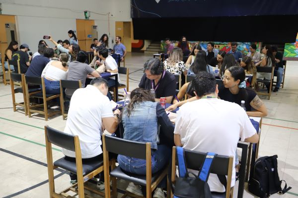Foto 7 de 11: Más de 100 estudiantes de SKY Airline asisten a jornadas presenciales del programa de Diplomados UGM