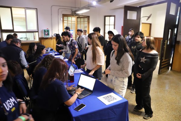 Foto 5 de 22: Universidad Gabriela Mistral da la bienvenida a sus nuevos estudiantes con diversas actividades