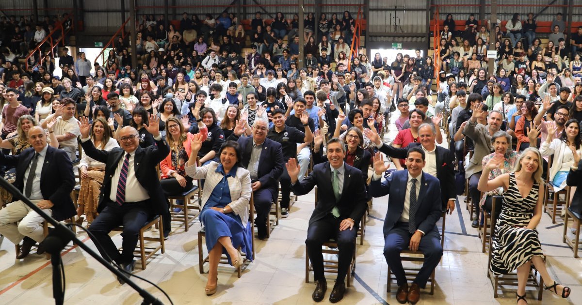 Imagen de la noticia: Universidad Gabriela Mistral da la bienvenida a sus nuevos estudiantes con diversas actividades